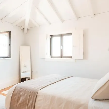 Fontainhas Douro Views By Lovelystay Porto